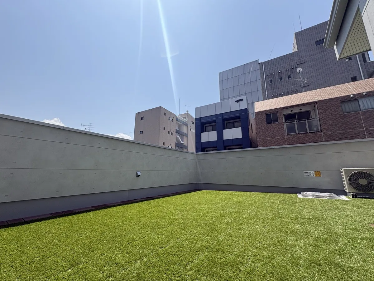 屋上ドッグラン全景